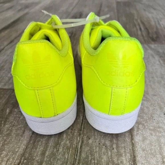 Adidas Superstar J women’s size 8 - Picture 6 of 8